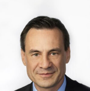 Portrait image of Dr. Christian Schilling